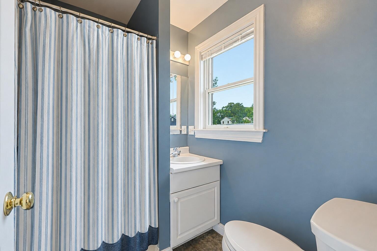 174 Curtis Road Portland, ME 04103 - Photo 13 of 28 Bathroom