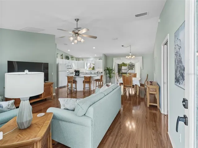 $2,400 | 2613 Dunbar Avenue, The Villages, FL 32162