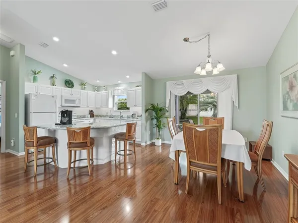 $2,400 | 2613 Dunbar Avenue, The Villages, FL 32162
