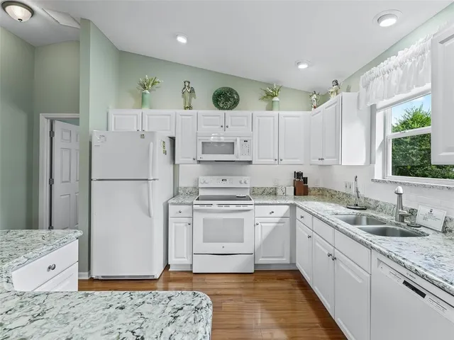 $2,400 | 2613 Dunbar Avenue, The Villages, FL 32162