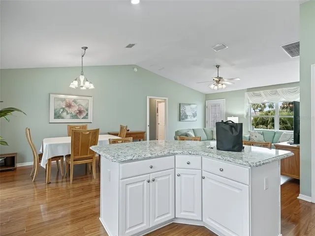 $2,400 | 2613 Dunbar Avenue, The Villages, FL 32162