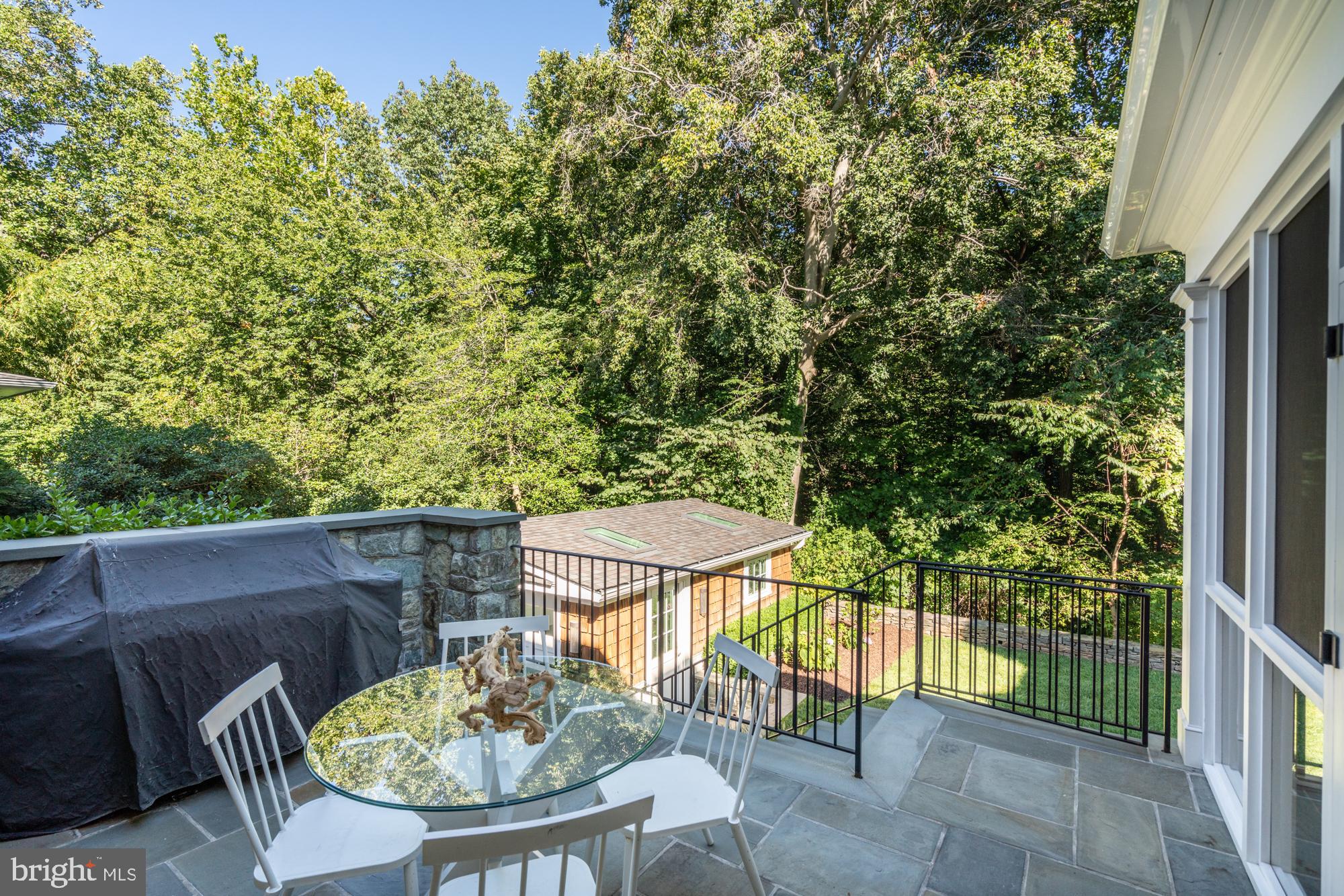 5607 Warwick Place Chevy Chase, MD 20815 - Photo 29 of 91