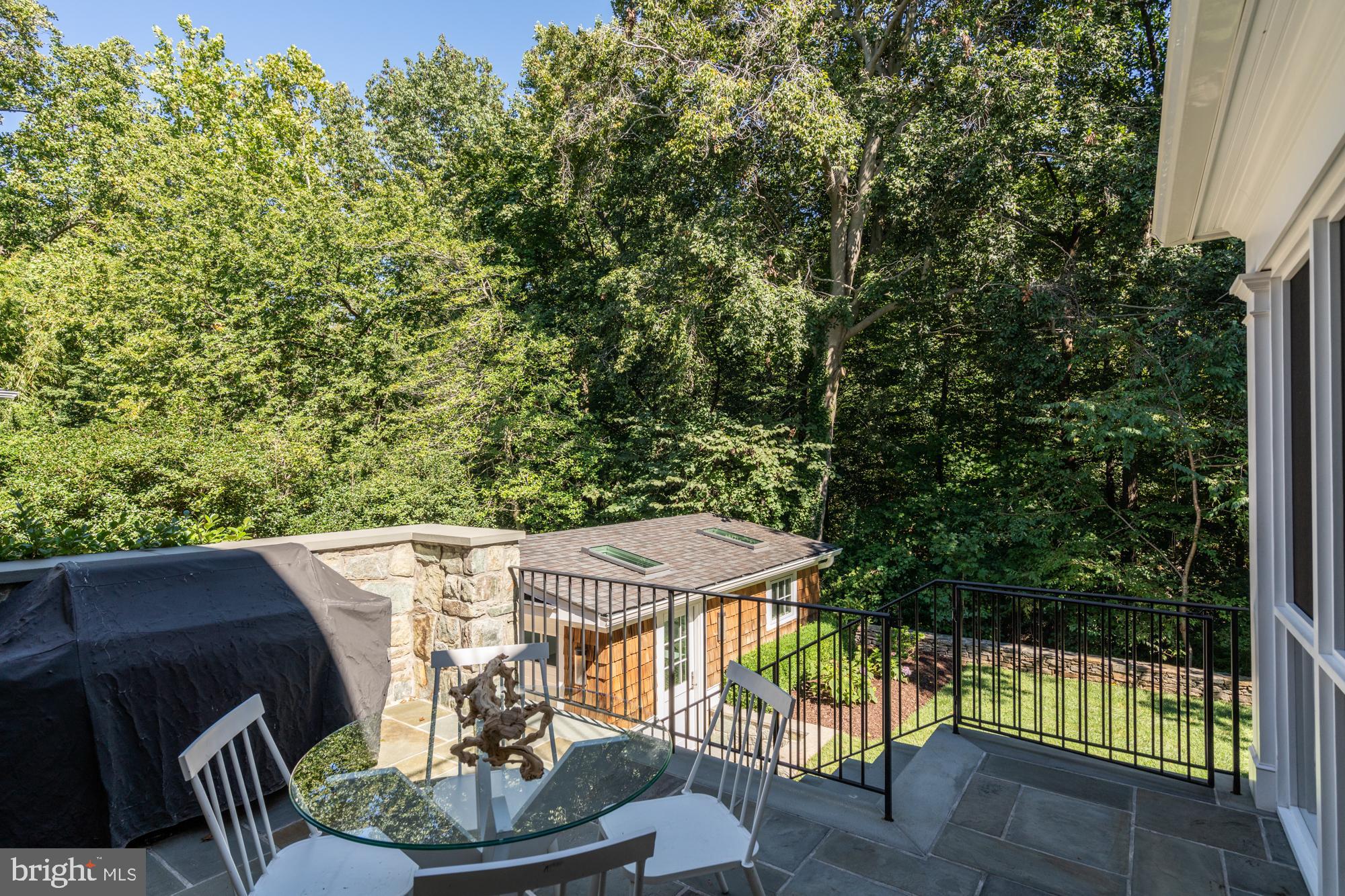 5607 Warwick Place Chevy Chase, MD 20815 - Photo 31 of 91