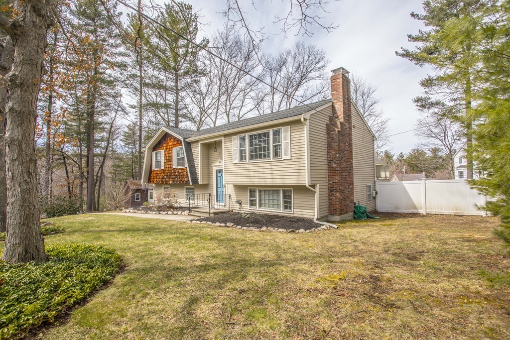 8 Churchill Road Franklin, MA 02038 - Photo 1 of 28 Gallery Image 1