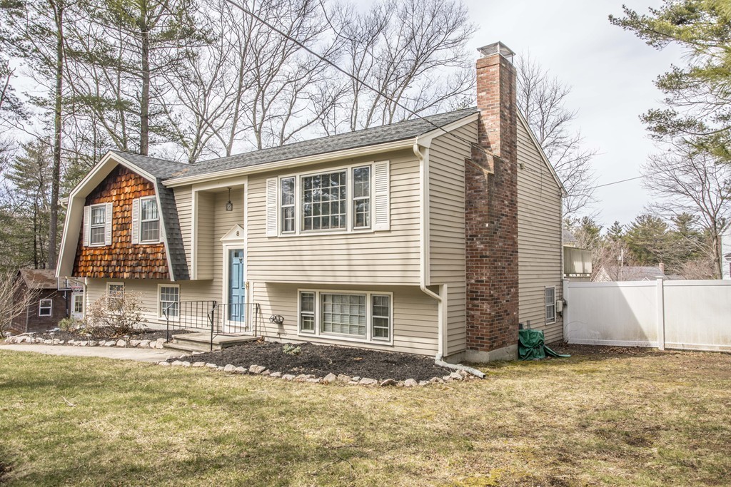 8 Churchill Road Franklin, MA 02038 - Photo 2 of 28 Gallery Image 2