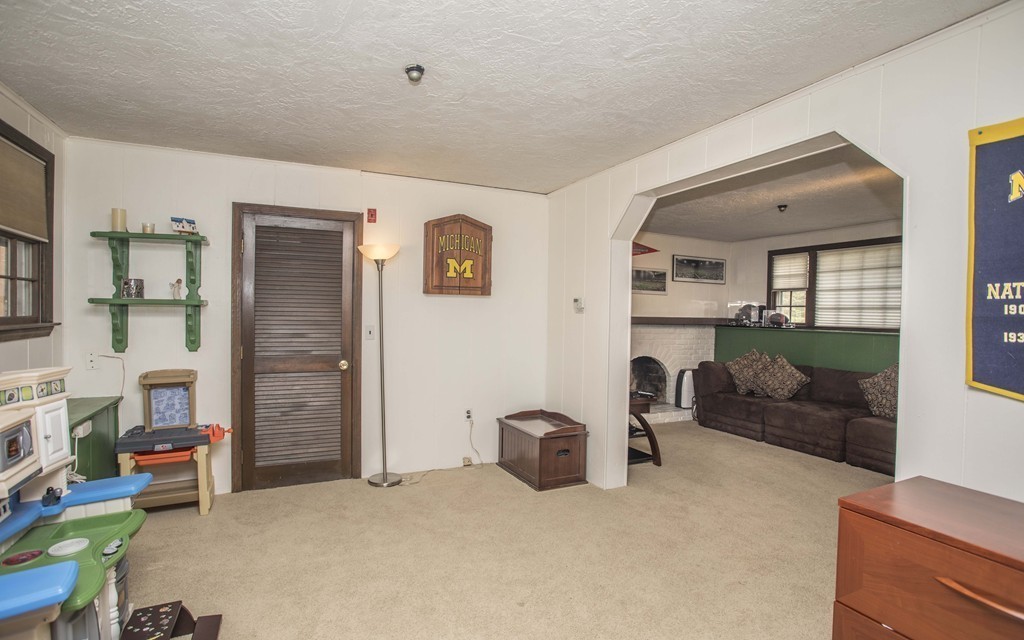 8 Churchill Road Franklin, MA 02038 - Photo 21 of 28 Gallery Image 21