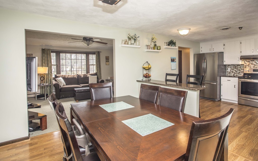 8 Churchill Road Franklin, MA 02038 - Photo 7 of 28 Gallery Image 7