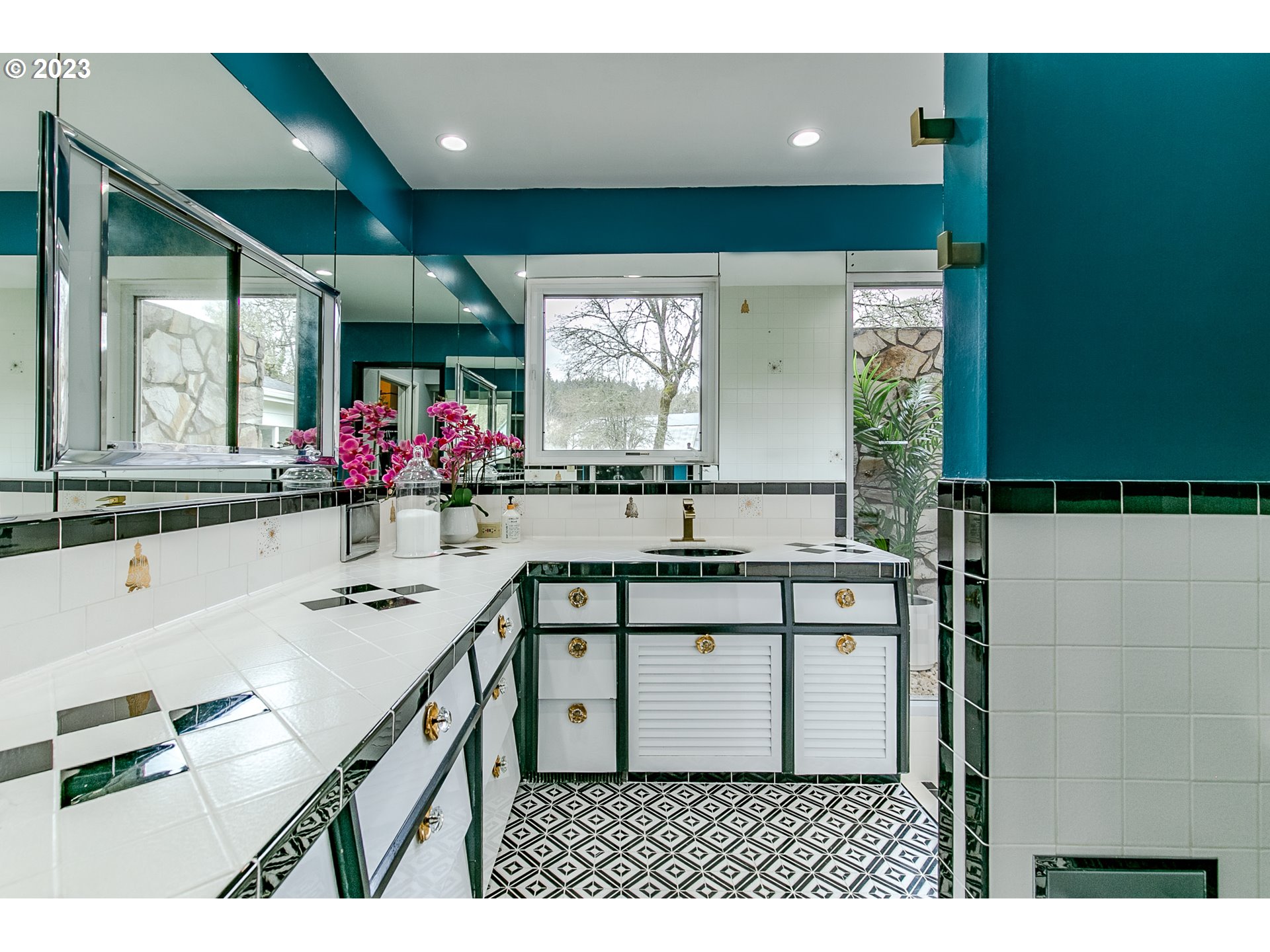 85124 Cloverdale Road Creswell, OR 97426 - Photo 26 of 48