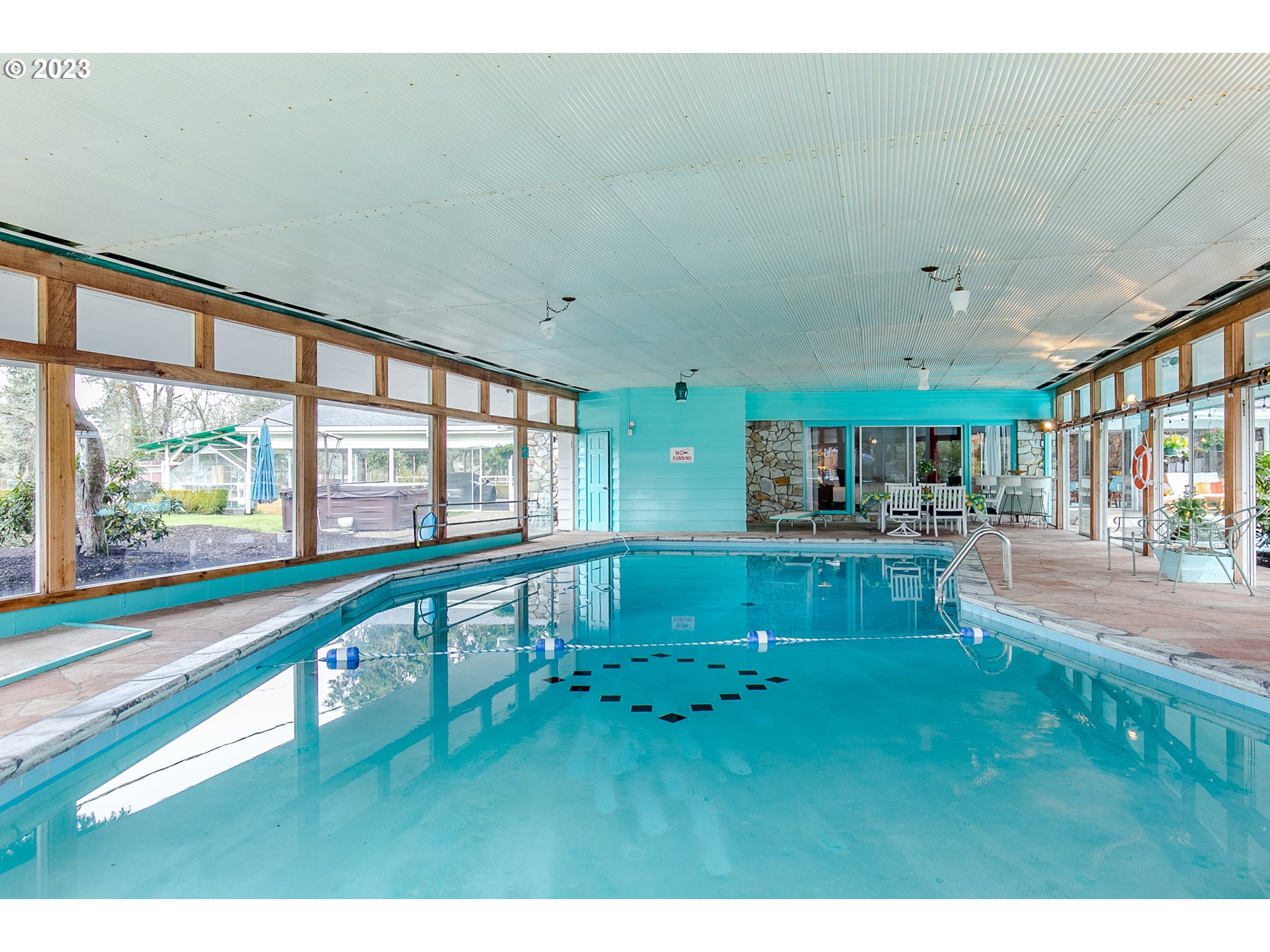 85124 Cloverdale Road Creswell, OR 97426 - Photo 37 of 48 a living room with a large window