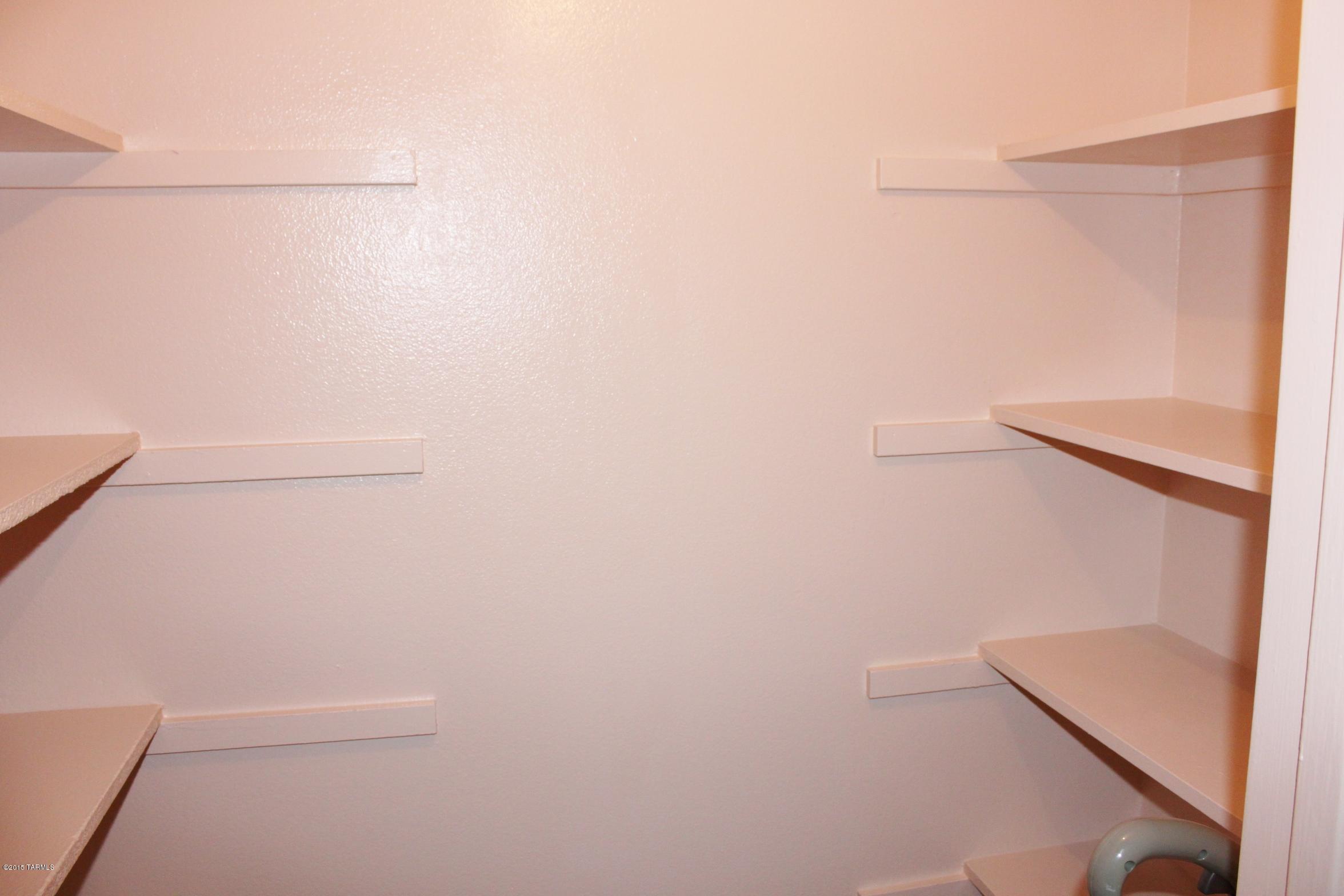 910 South Pantano Road Tucson, AZ 85710 - Photo 11 of 20 Gallery Image 11