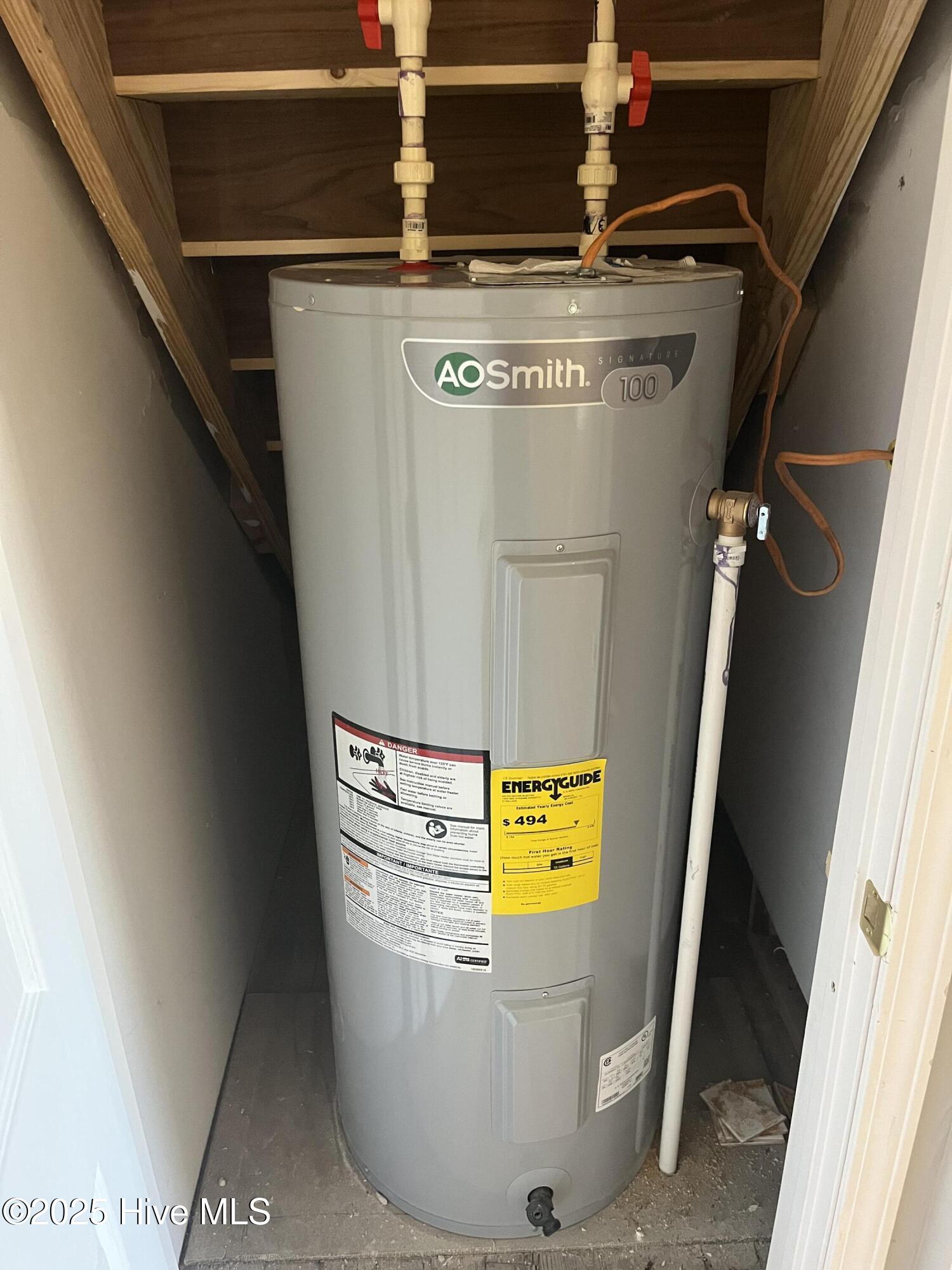 7682 Kershaw Road Arapahoe, NC 28510 - Photo 42 of 43 Water Heater