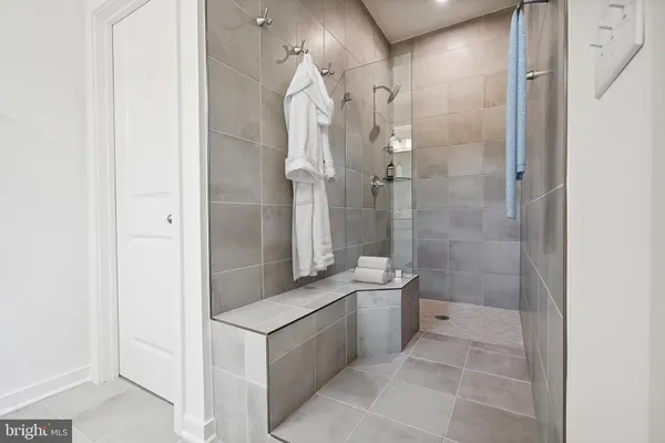 $649,990 | 8 Sepia Square, Unit KA, Ashburn, VA 20147