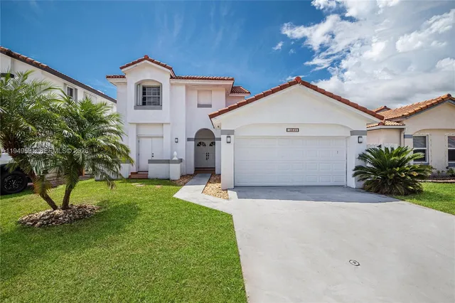 $4,700 | 14340 Southwest 90th Street, Miami, FL 33186