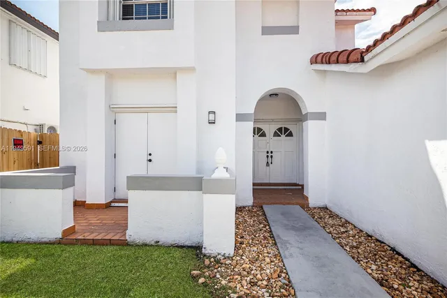 $4,700 | 14340 Southwest 90th Street, Miami, FL 33186