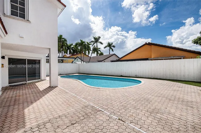 $4,700 | 14340 Southwest 90th Street, Miami, FL 33186