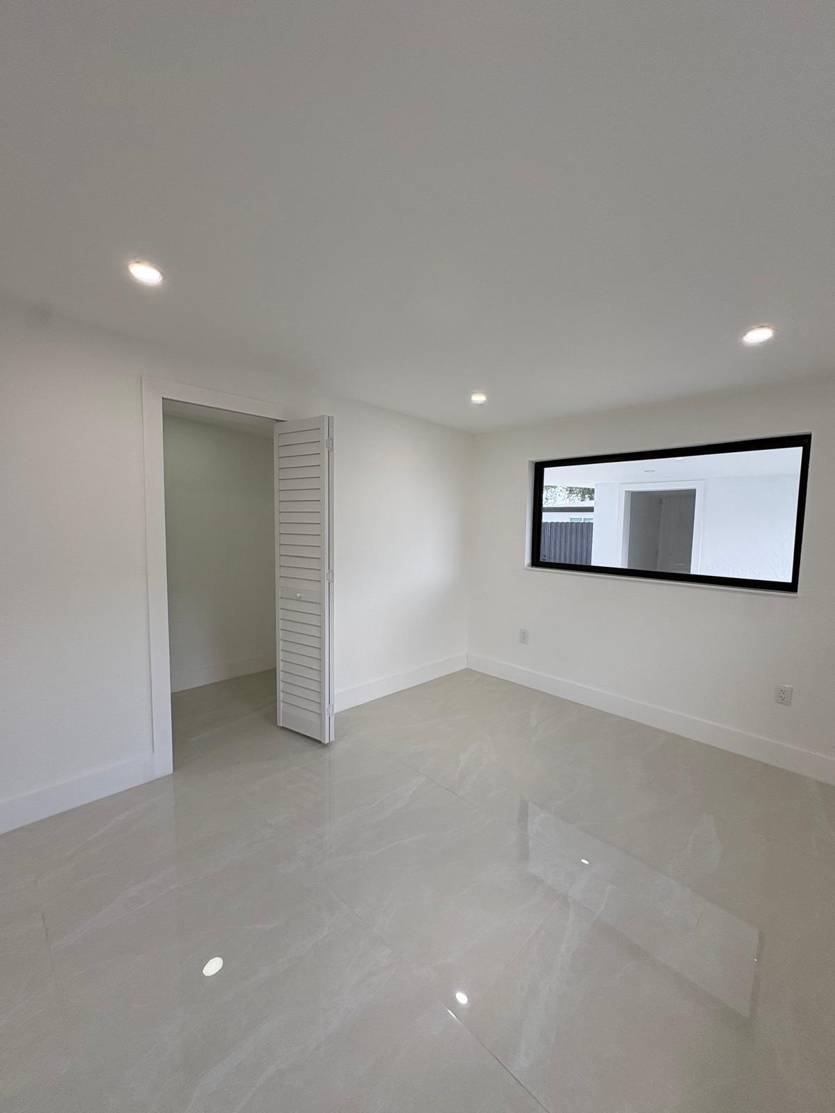1890 Rutland Street Opa-Locka, FL 33054 - Photo 20 of 57 20342992-3577-42bb-89fb-c8b4ea064f97