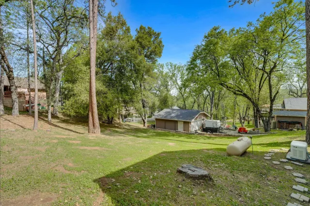 $344,000 | 18996 Digger Pine Street, Groveland, CA 95321