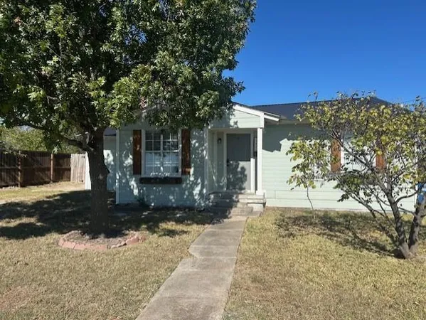 $1,495 | 1351 South State Highway, Rockwall, TX 75032