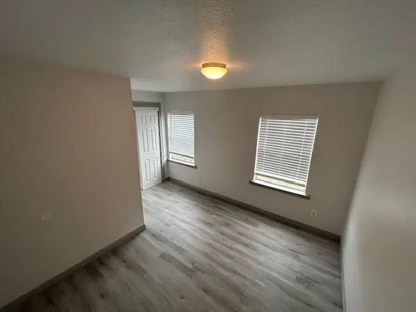 $1,495 | 1351 South State Highway, Rockwall, TX 75032