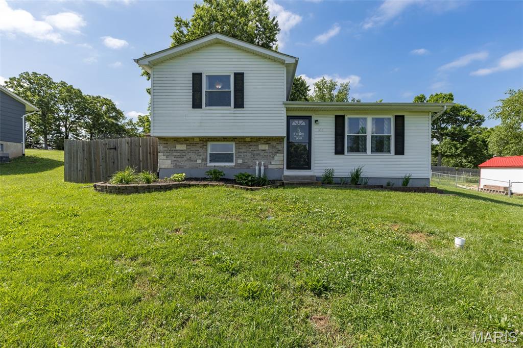 505 Rathburn Street De Soto, MO 63020 - Photo 3 of 42