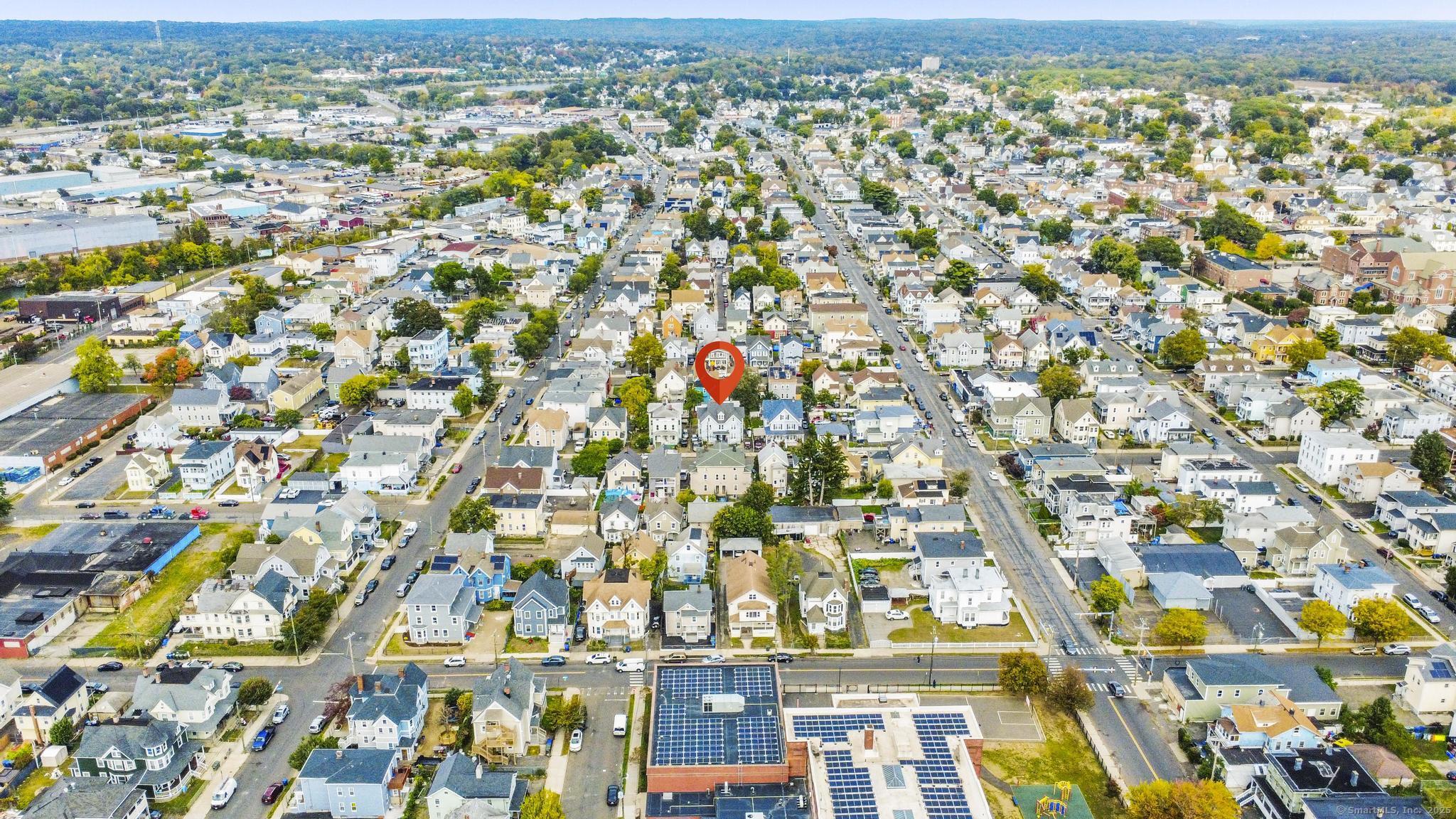 39 Jane Street Bridgeport, CT 06608 - Photo 7 of 28