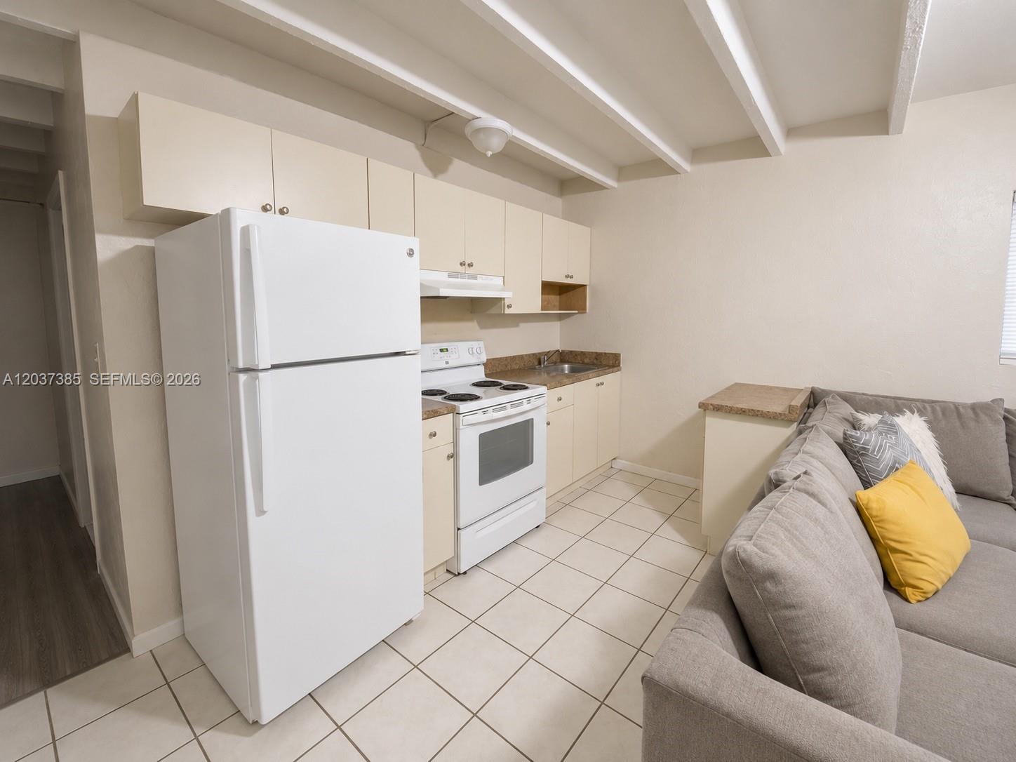 614 Southwest 10th Avenue, Unit 2 Homestead, FL 33030 - Photo 3 of 8