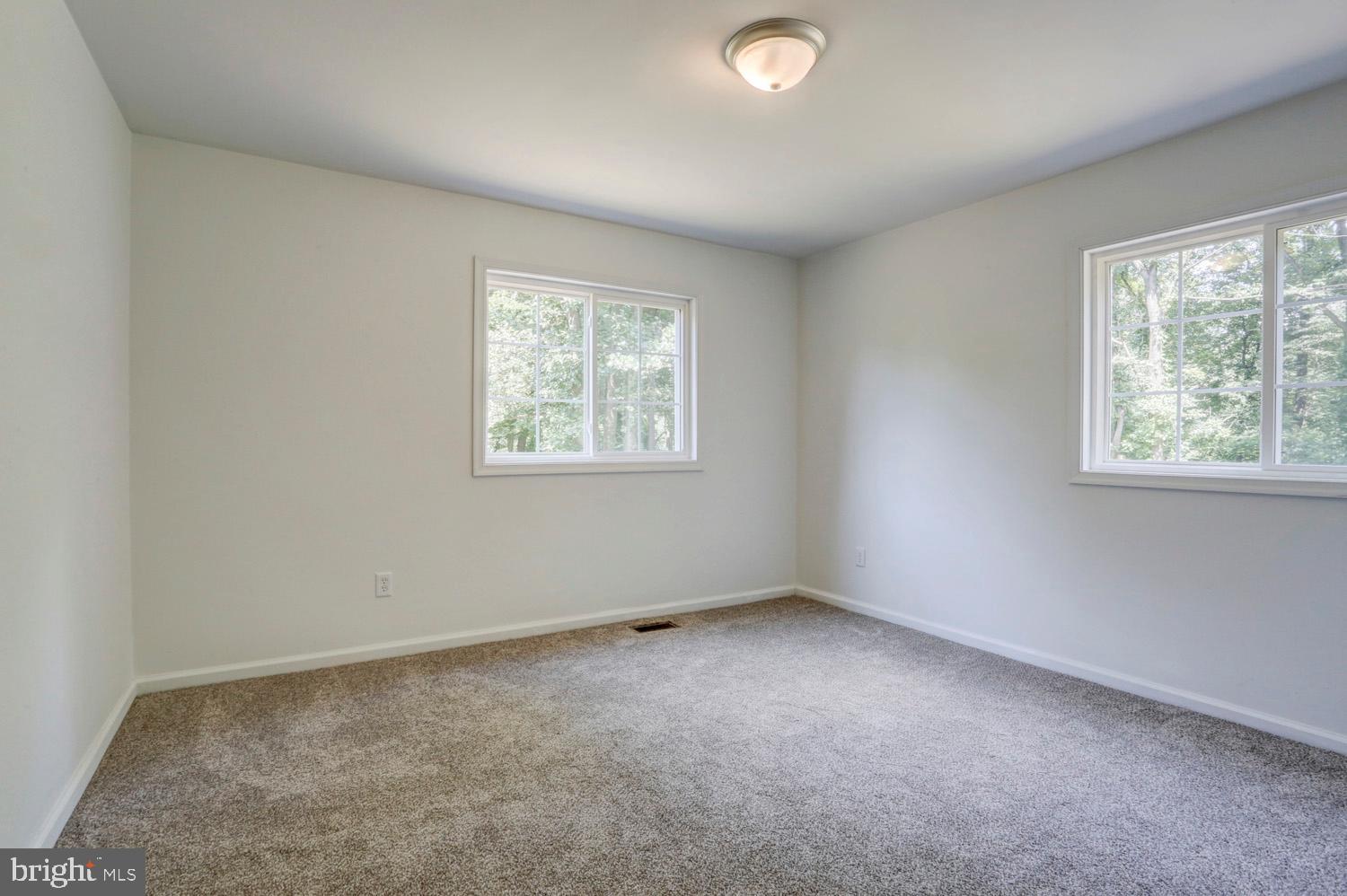 240 Park Avenue Lititz, PA 17543 - Photo 24 of 47 Gallery Image 24