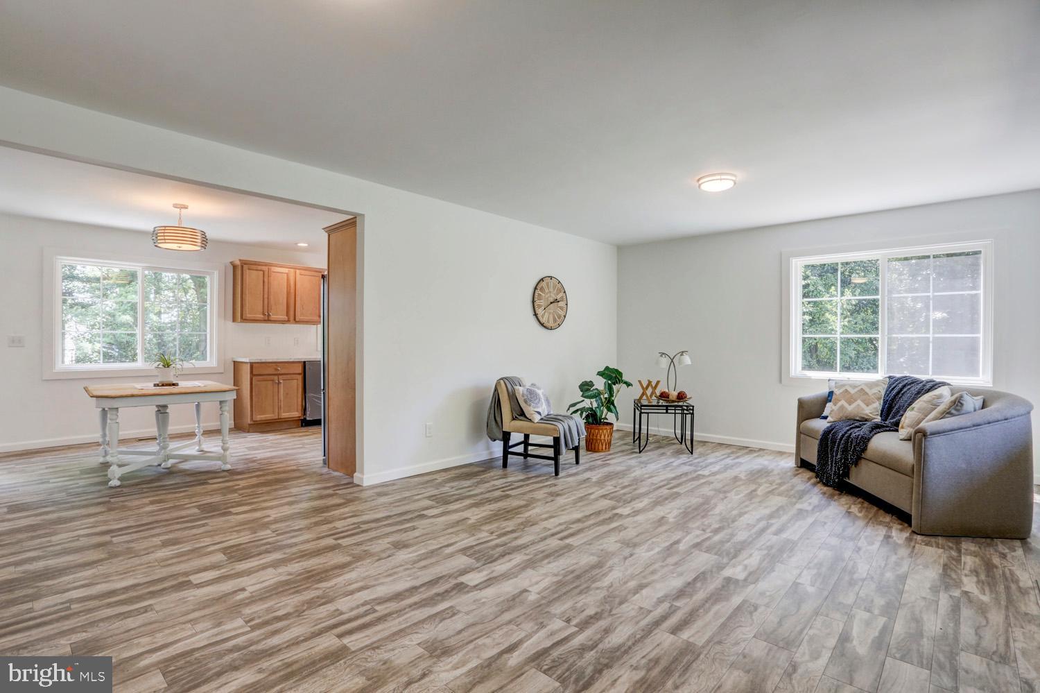 240 Park Avenue Lititz, PA 17543 - Photo 9 of 47 Gallery Image 9