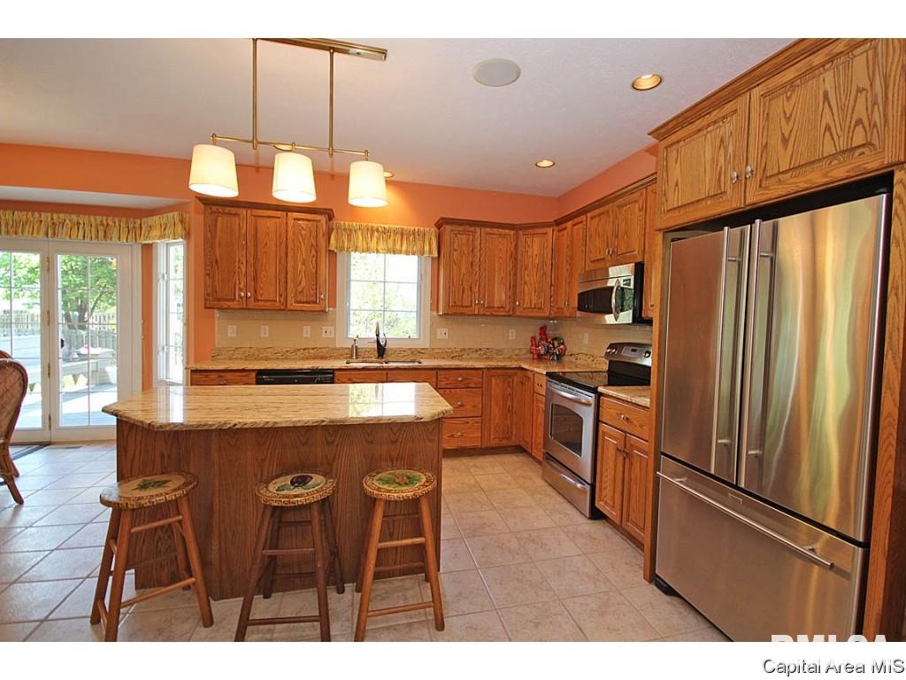3505 Peach Tree Drive Springfield, IL 62711 - Photo 12 of 35