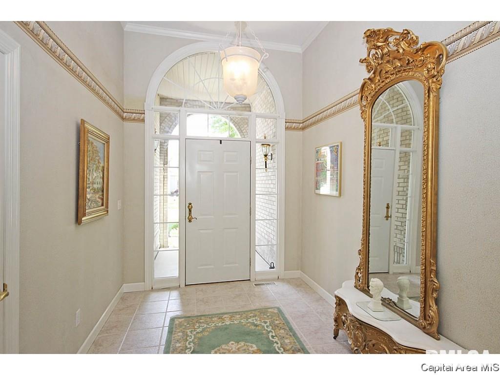 3505 Peach Tree Drive Springfield, IL 62711 - Photo 3 of 35