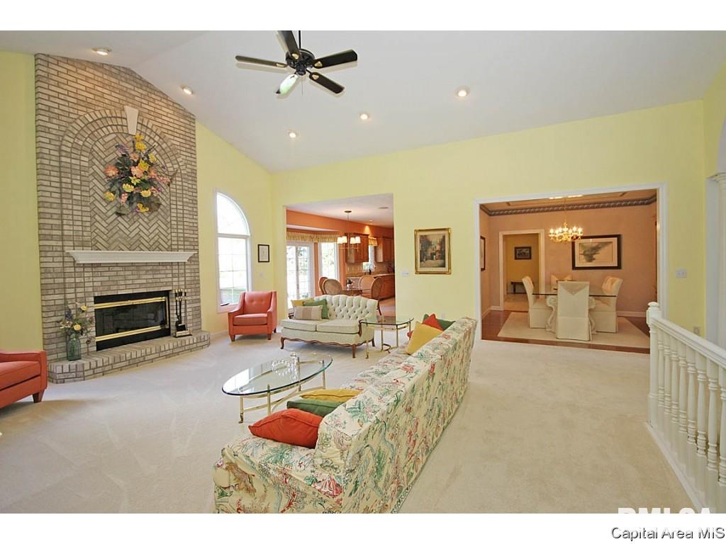 3505 Peach Tree Drive Springfield, IL 62711 - Photo 5 of 35
