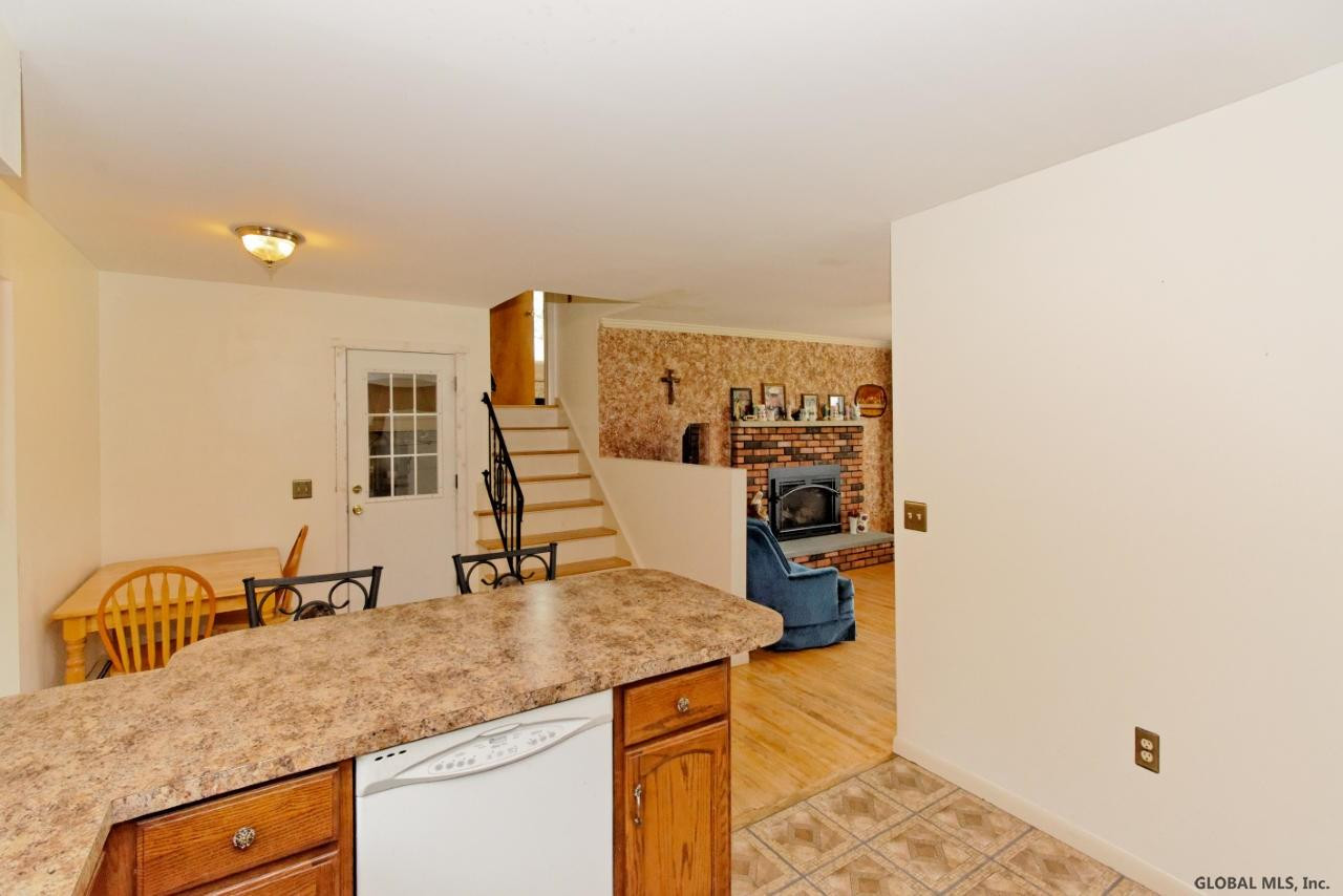 24 Atkins Road Malta, NY 12020 - Photo 15 of 40 Photo 15