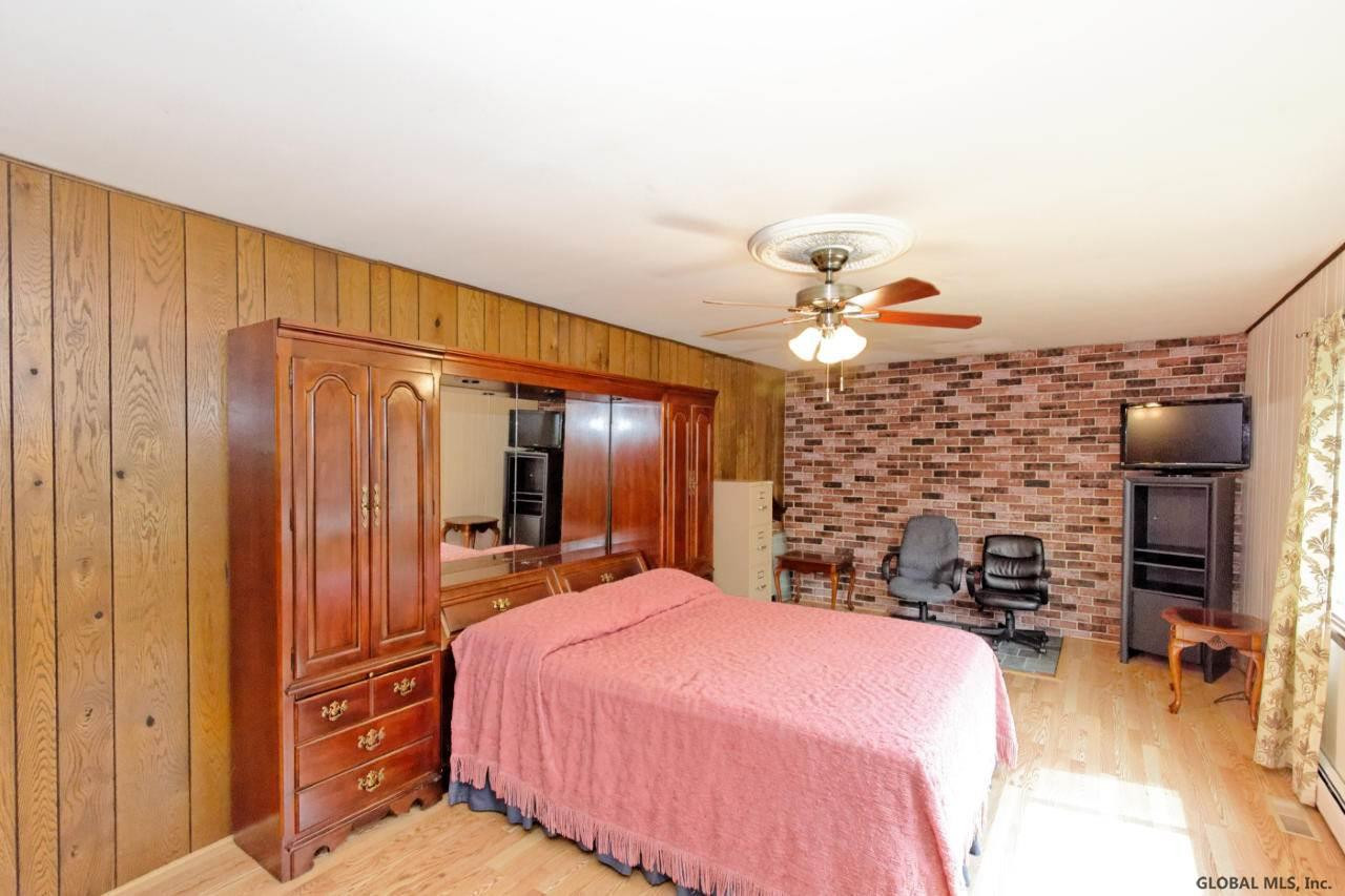 24 Atkins Road Malta, NY 12020 - Photo 20 of 40 Photo 20