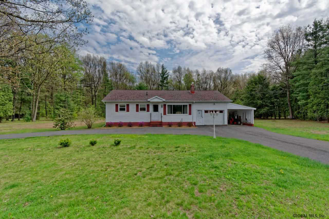 24 Atkins Road Malta, NY 12020 - Photo 2 of 40 Photo 2