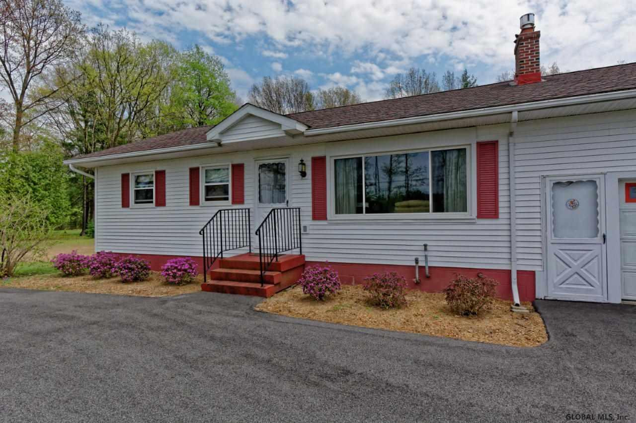 24 Atkins Road Malta, NY 12020 - Photo 5 of 40 Photo 5