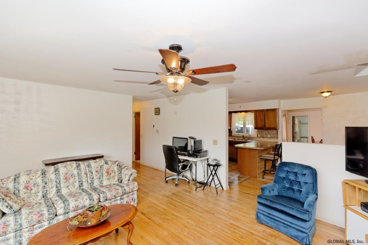 24 Atkins Road Malta, NY 12020 - Photo 8 of 40 Photo 8