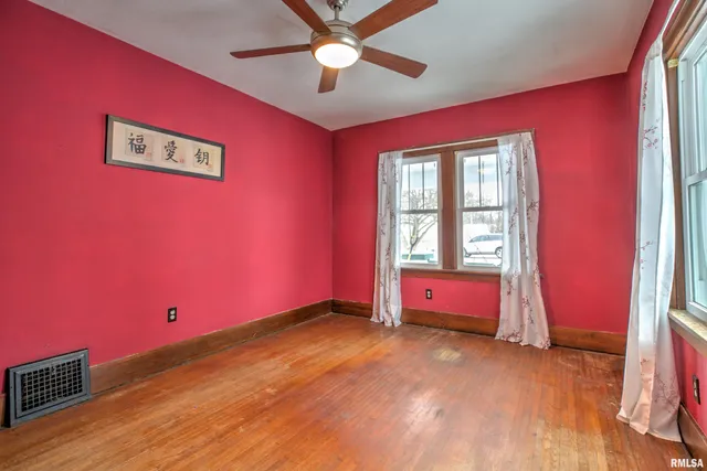 $149,900 | 118 Crescent Avenue, East Peoria, IL 61611