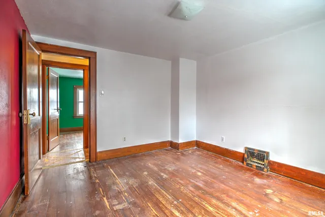 $149,900 | 118 Crescent Avenue, East Peoria, IL 61611