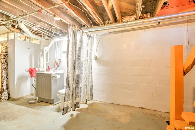 $149,900 | 118 Crescent Avenue, East Peoria, IL 61611