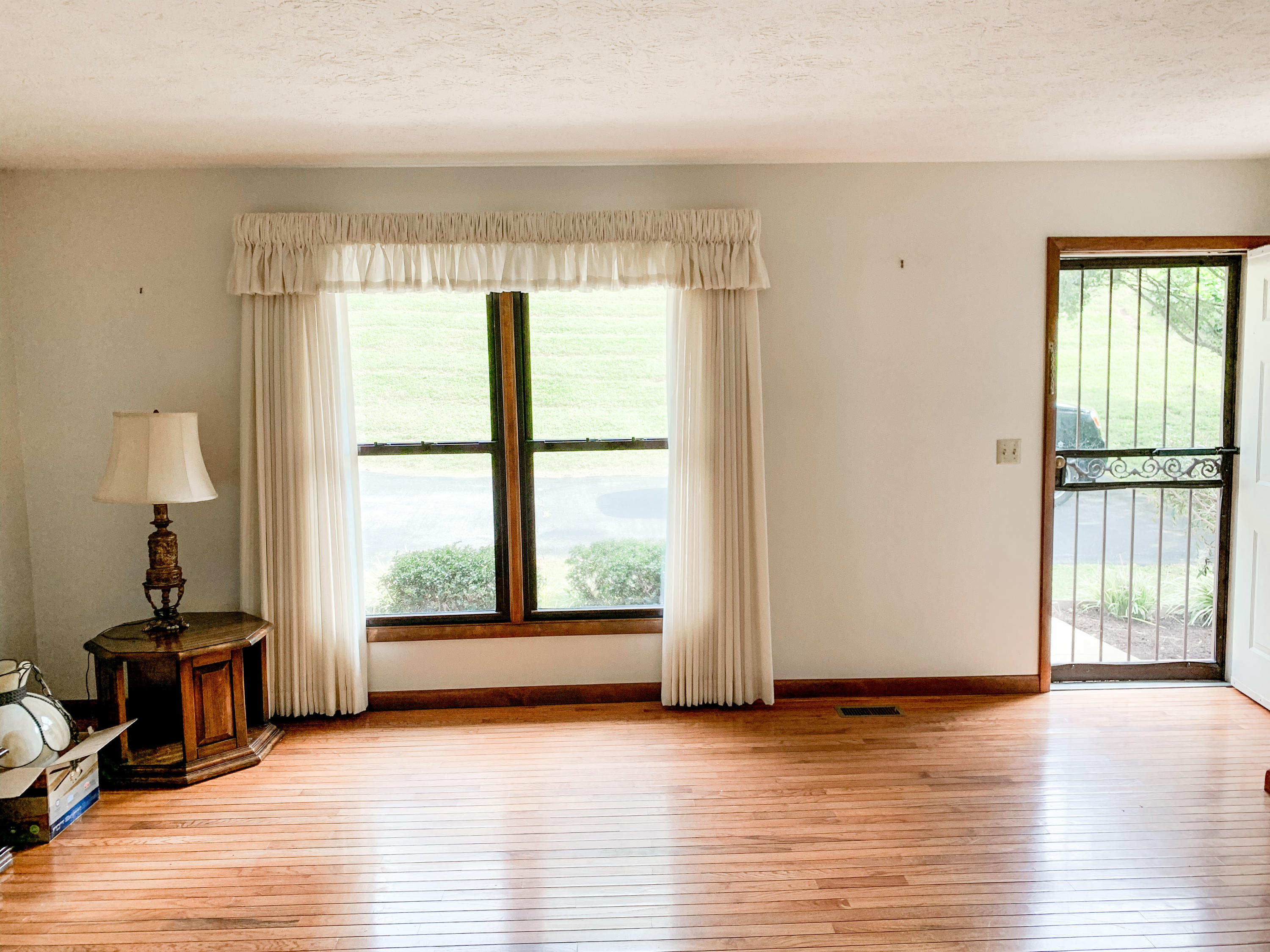 448 Merman Road Kingsport, TN 37663 - Photo 5 of 51 05