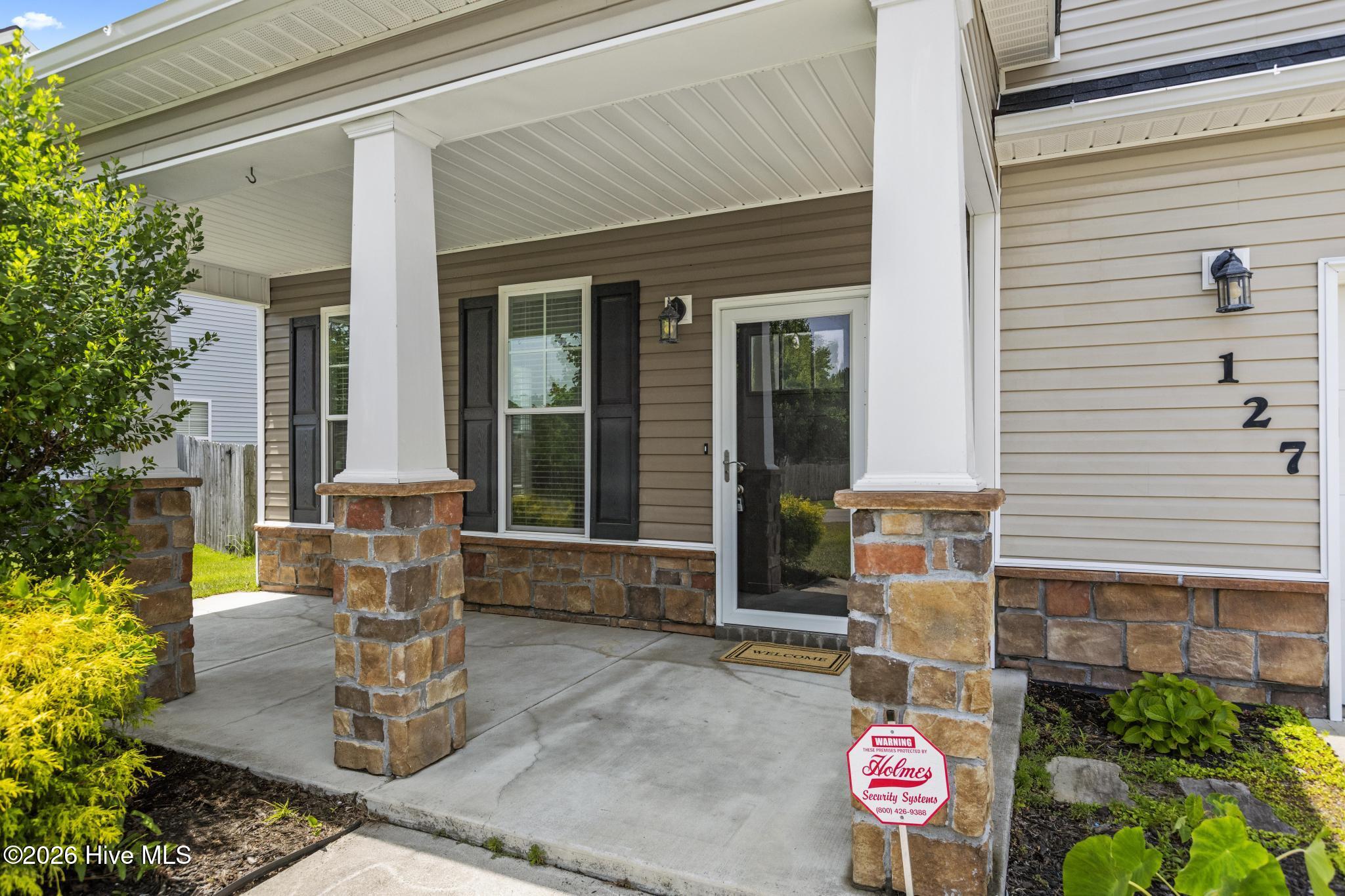 127 Pamlico Drive Holly Ridge, NC 28445 - Photo 3 of 32