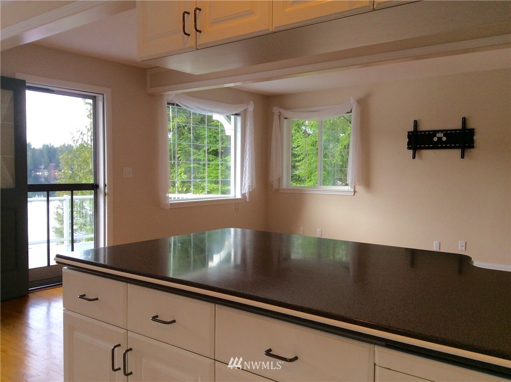 240 East Benson Lake Road Grapeview, WA 98546 - Photo 11 of 25 Gallery Image 11