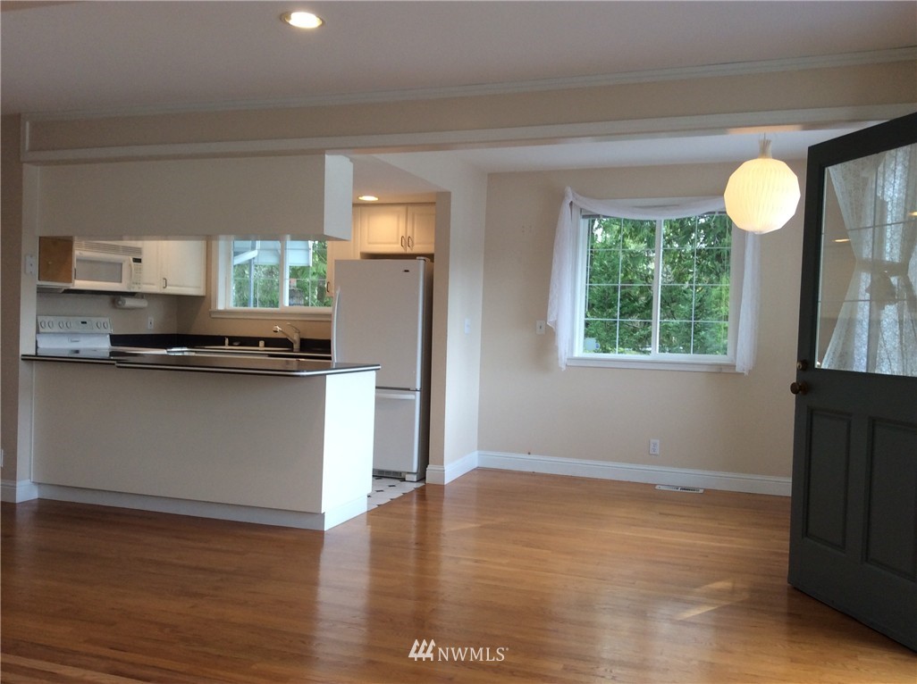 240 East Benson Lake Road Grapeview, WA 98546 - Photo 12 of 25 Gallery Image 12