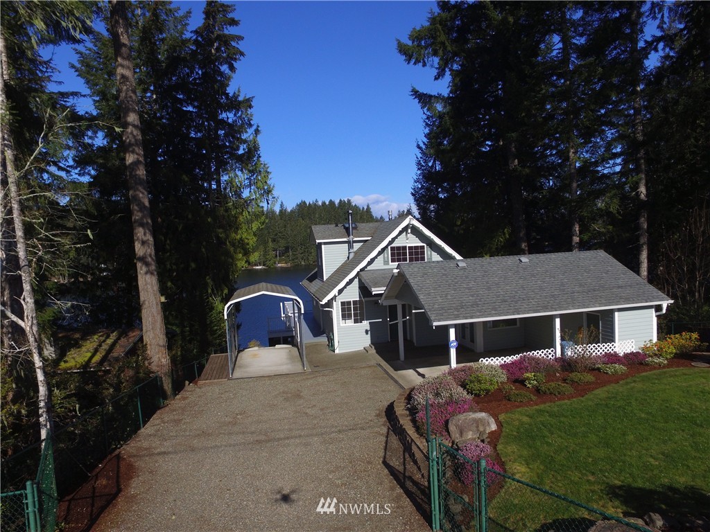 240 East Benson Lake Road Grapeview, WA 98546 - Photo 5 of 25 Gallery Image 5