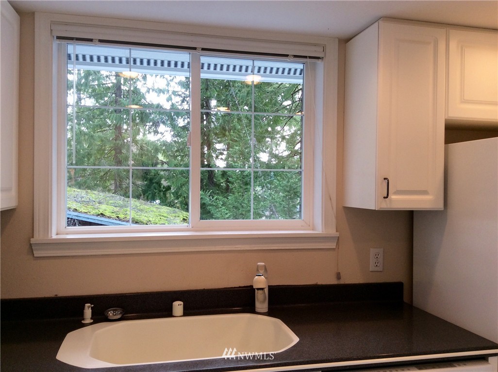 240 East Benson Lake Road Grapeview, WA 98546 - Photo 10 of 25 Gallery Image 10