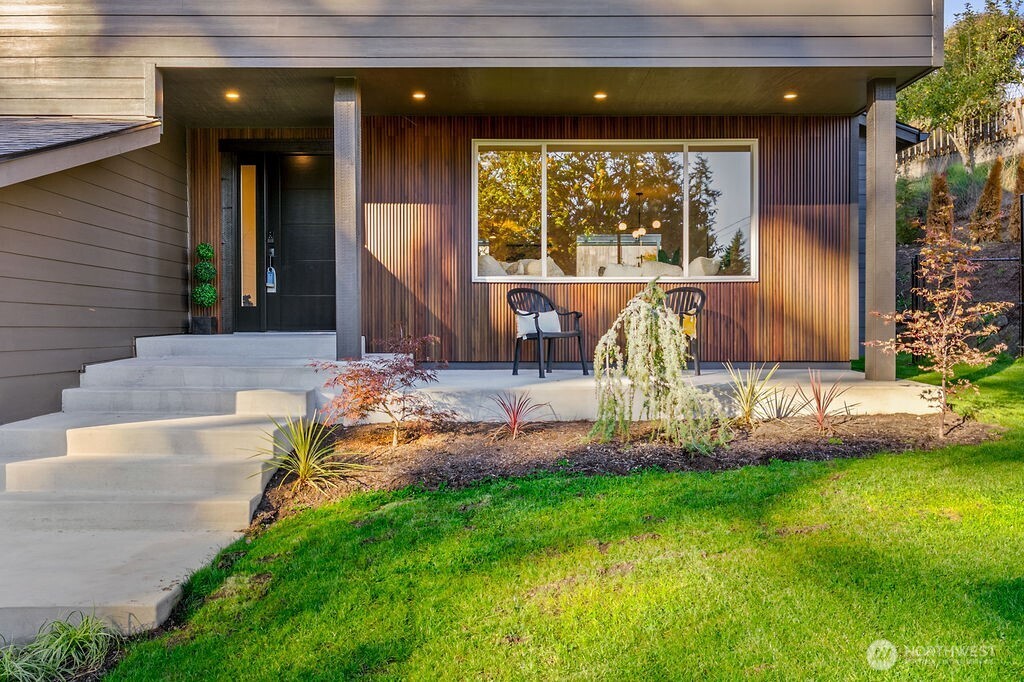 12504 Southeast 104th Street Renton, WA 98056 - Photo 6 of 40 Gallery Image 6