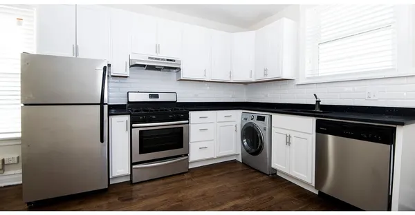 $2,045 | 918 Green Bay Road, Unit 3G, Winnetka, IL 60093