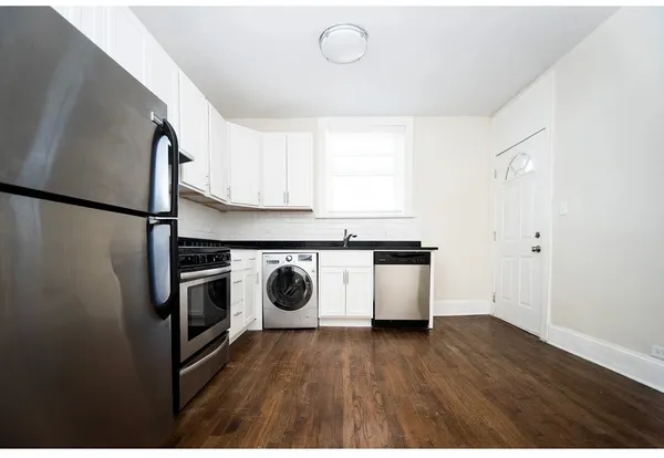 $2,045 | 918 Green Bay Road, Unit 3G, Winnetka, IL 60093