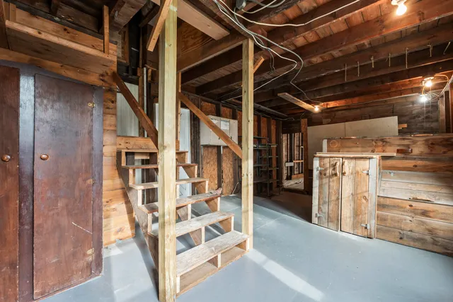 $399,900 | 730 Beech Hill Road, Auburn, ME 04210