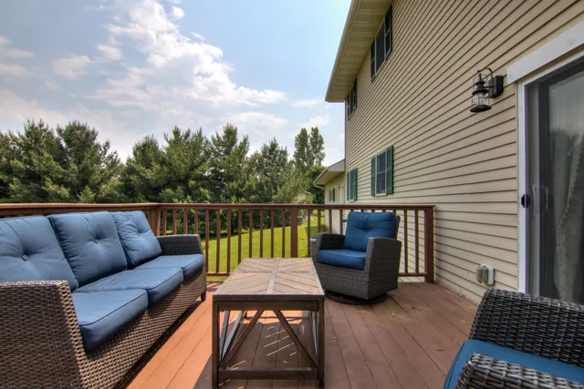 $464,900 | 2207 127th Street, New Richmond, WI 54017